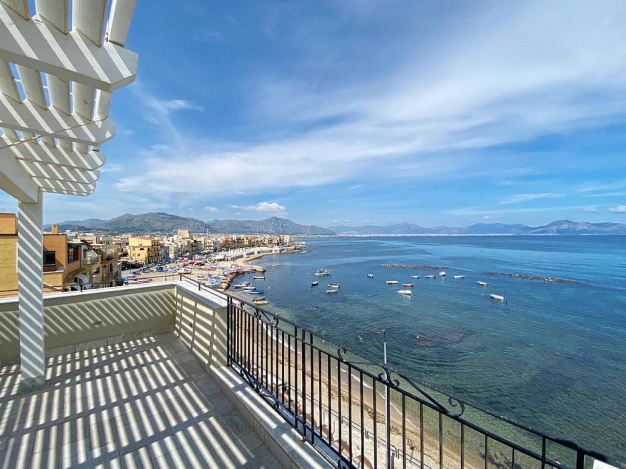 Solemar Sicilia - Casa Tramonto Apartment บาเกเรีย ภายนอก รูปภาพ